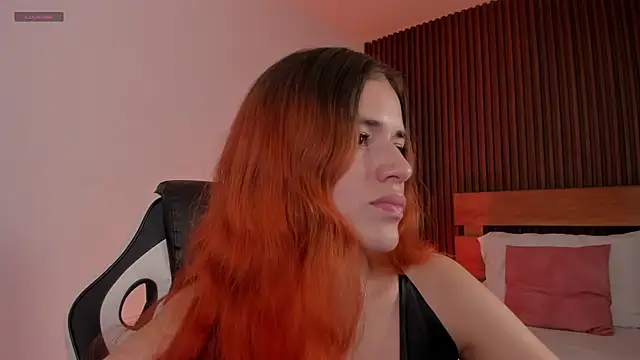 alliss ginger  online show from 07/10/26, 07:38