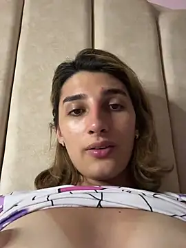 Queensara  online show from 03/03/25, 01:20