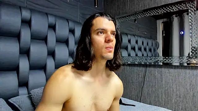 maxi styles online show from 03/04/26, 11:38