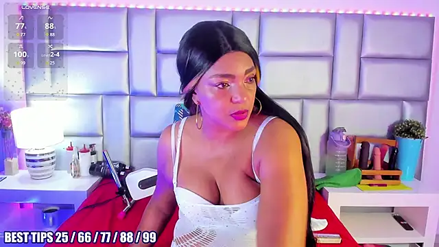 LovelyNickii online show from 02/11/26, 12:43