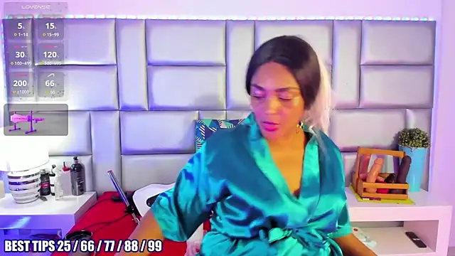 LovelyNickii online show from 02/23/26, 12:46