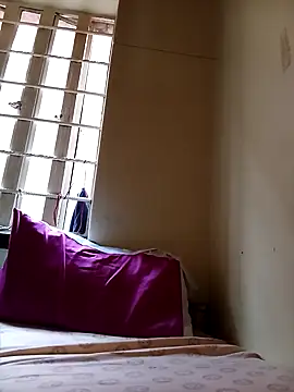 Snapshot of Dube501 chatting on 09/19/25, 06:04 Dube501 online show from 09/19/25, 06:04