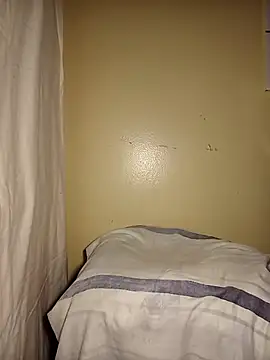 Snapshot of Dube501 chatting on 11/13/25, 04:17 Dube501 online show from 11/13/25, 04:17