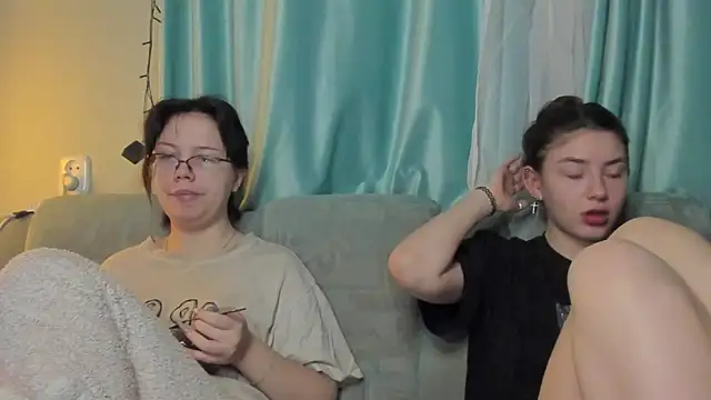 honey love honeyy online show from 01/15/25, 05:58