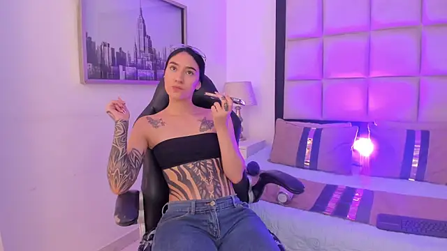 MeganPresleyy online show from 07/16/26, 12:27