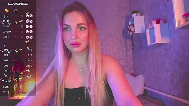 Snapshot of Mika_Rayy chatting on 01/10/25, 02:45 Mika Rayy online show from 01/10/25, 02:45