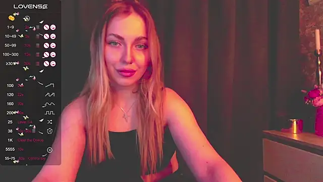 Snapshot of Mika_Rayy chatting on 01/15/25, 05:47 Mika Rayy online show from 01/15/25, 05:47