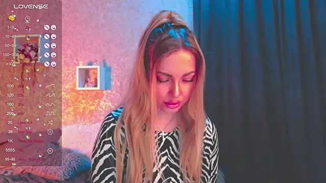 Snapshot of Mika_Rayy chatting on 01/17/25, 04:15 Mika Rayy online show from 01/17/25, 04:15