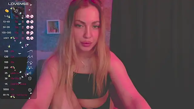 Snapshot of Mika_Rayy chatting on 01/26/25, 08:13 Mika Rayy online show from 01/26/25, 08:13