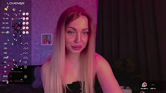 Snapshot of Mika_Rayy chatting on 01/28/25, 06:17 Mika Rayy online show from 01/28/25, 06:17