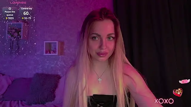 Snapshot of Mika_Rayy chatting on 02/15/25, 09:48 Mika Rayy online show from 02/15/25, 09:48