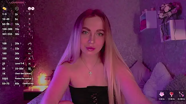 Snapshot of Mika_Rayy chatting on 03/06/25, 07:03 Mika Rayy online show from 03/06/25, 07:03