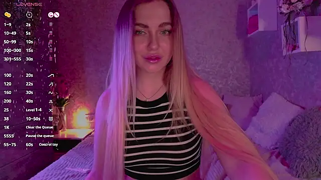 Snapshot of Mika_Rayy chatting on 03/06/25, 08:48 Mika Rayy online show from 03/06/25, 08:48