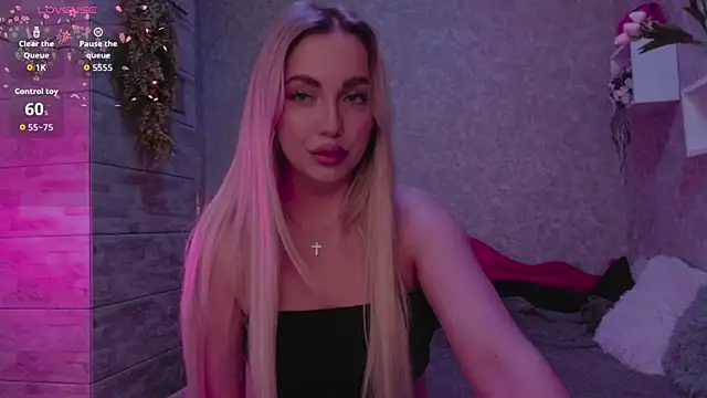 Snapshot of Mika_Rayy chatting on 09/10/25, 06:52 Mika Rayy online show from 09/10/25, 06:52