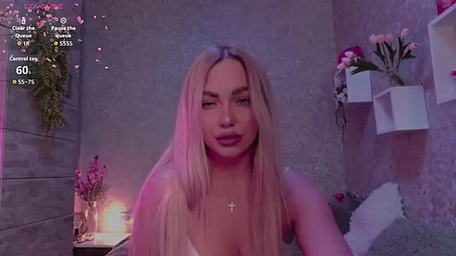 Snapshot of Mika_Rayy chatting on 09/11/25, 03:34 Mika Rayy online show from 09/11/25, 03:34