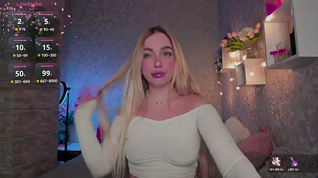 Snapshot of Mika_Rayy chatting on 11/19/25, 08:42 Mika Rayy online show from 11/19/25, 08:42