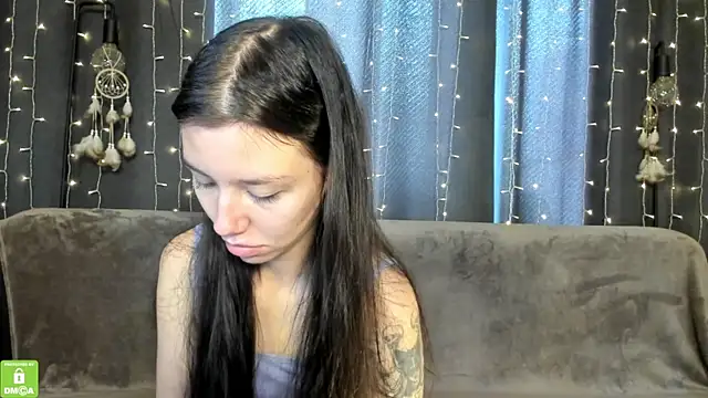 Snapshot of Amelia_skyy chatting on 07/16/26, 01:33 Amelia skyy online show from 07/16/26, 01:33