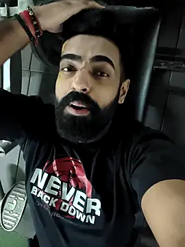 vaibhavchugh38 online show from 03/06/26, 09:50