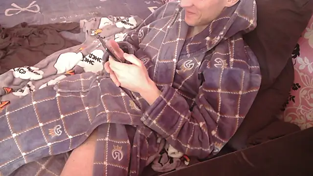 Snapshot of johnny_positive chatting on 02/27/25, 05:45 johnny positive online show from 02/27/25, 05:45