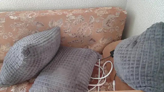 Snapshot of johnny_positive chatting on 03/06/25, 05:03 johnny positive online show from 03/06/25, 05:03