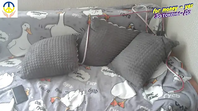 Snapshot of johnny_positive chatting on 03/14/25, 06:42 johnny positive online show from 03/14/25, 06:42