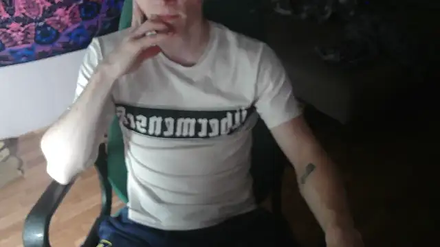 Snapshot of johnny_positive chatting on 09/15/25, 03:56 johnny positive online show from 09/15/25, 03:56