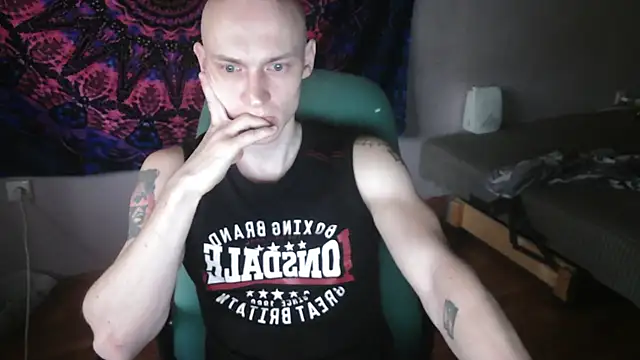 Snapshot of johnny_positive chatting on 09/21/25, 05:09 johnny positive online show from 09/21/25, 05:09