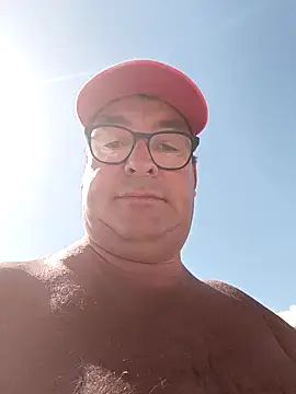 Snapshot of MountJohnXL chatting on 02/01/25, 02:24 MountJohnXL online show from 02/01/25, 02:24