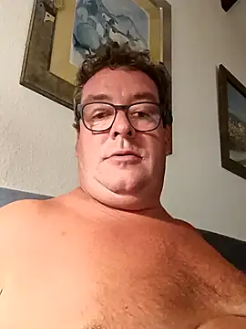 Snapshot of MountJohnXL chatting on 02/05/25, 12:20 MountJohnXL online show from 02/05/25, 12:20