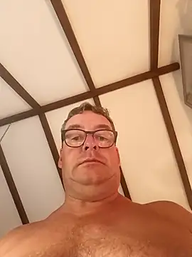 Snapshot of MountJohnXL chatting on 03/14/25, 03:48 MountJohnXL online show from 03/14/25, 03:48