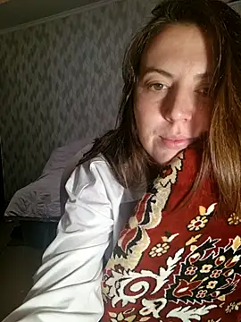 Snapshot of Melenka chatting on 06/27/26, 10:37 Melenka online show from 06/27/26, 10:37