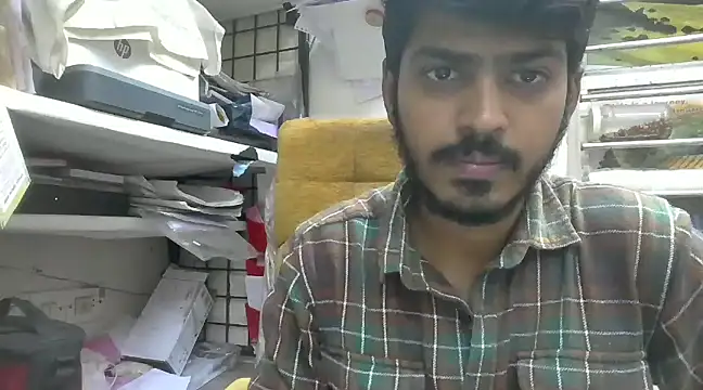 cute modell online show from 01/14/25, 12:24