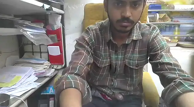 cute modell online show from 02/06/25, 01:54