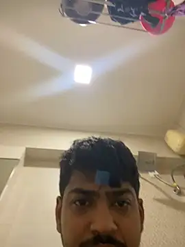 cute modell online show from 02/28/25, 04:54