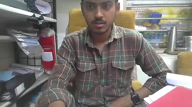 cute modell online show from 02/28/25, 12:31