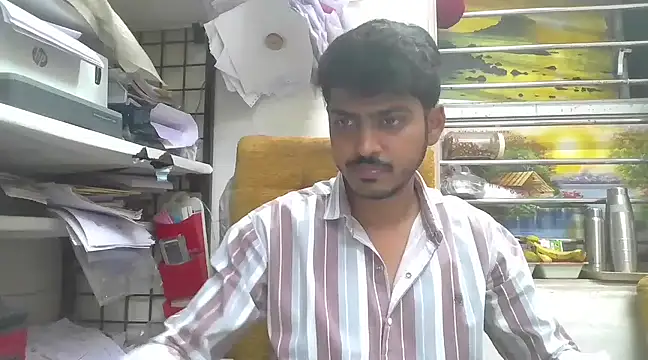 cute modell online show from 03/08/25, 12:41