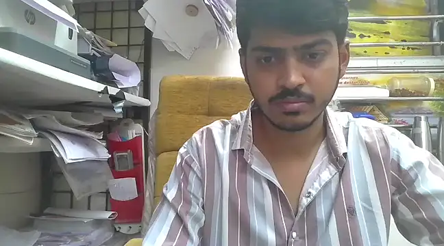 cute modell online show from 03/12/25, 08:19