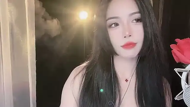 ying-love520 online show from 02/02/25, 02:24