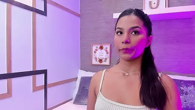 CharlotteGraay online show from 03/06/25, 07:32