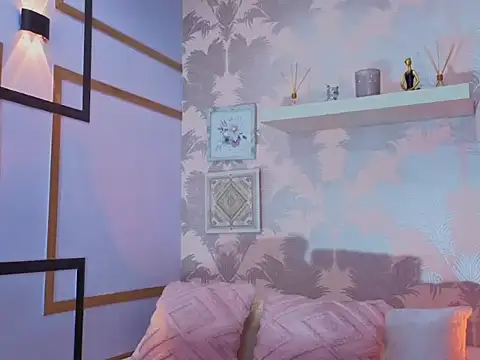 CharlotteGraay online show from 02/24/26, 07:45