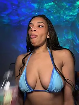 Snapshot of goddesskash chatting on 07/10/26, 02:38 goddesskash online show from 07/10/26, 02:38