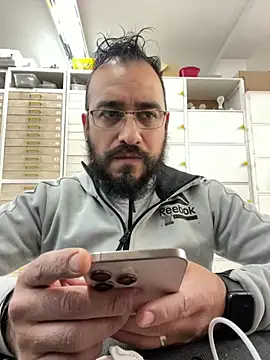 leonardohot1987 online show from 02/21/25, 07:21