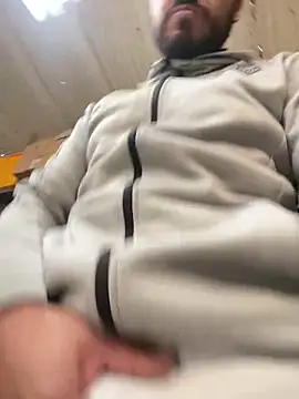 leonardohot1987 online show from 03/07/25, 07:05