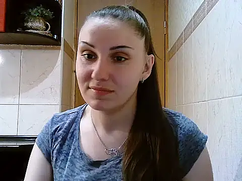 Yuliia30 online show from 05/05/26, 05:21