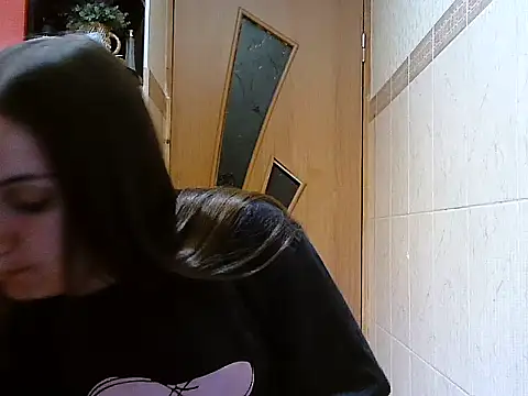 Yuliia30 online show from 05/08/26, 03:28