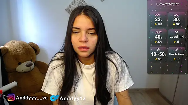 Snapshot of Anddyy__ chatting on 05/13/26, 02:14 Anddyy online show from 05/13/26, 02:14