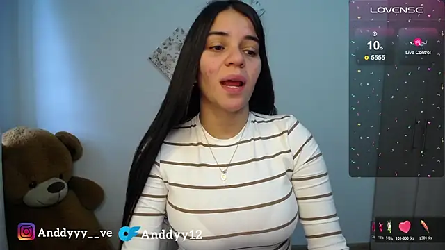 Snapshot of Anddyy__ chatting on 05/16/26, 05:01 Anddyy online show from 05/16/26, 05:01