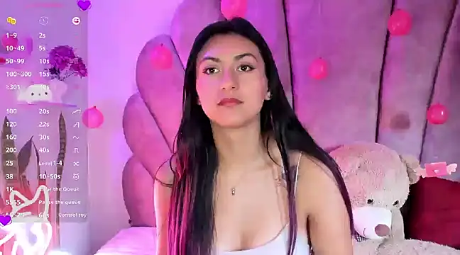 sweetfoxy 17 online show from 02/11/25, 05:18