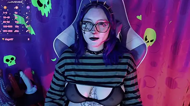 Kimlennox  online show from 03/18/26, 02:42