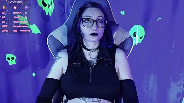 Kimlennox  online show from 04/15/26, 12:12